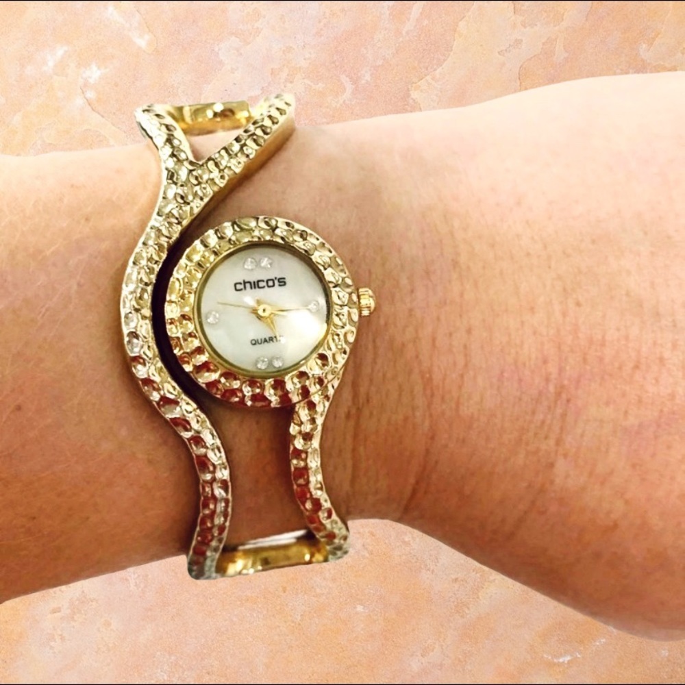 Chico’s gold-tone women’s watch 6.5”